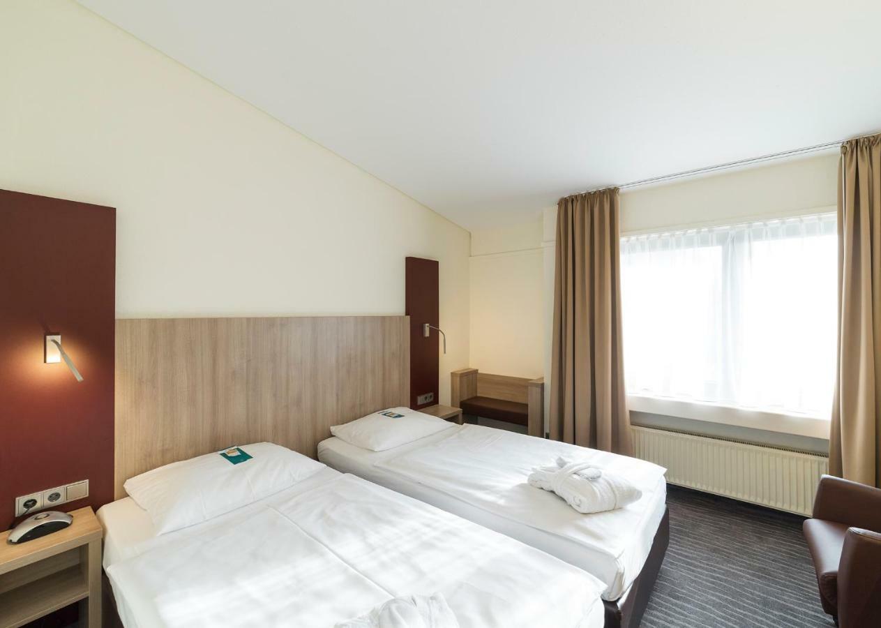 Hotel Gustav-Stresemann-Institut Бон Екстериор снимка